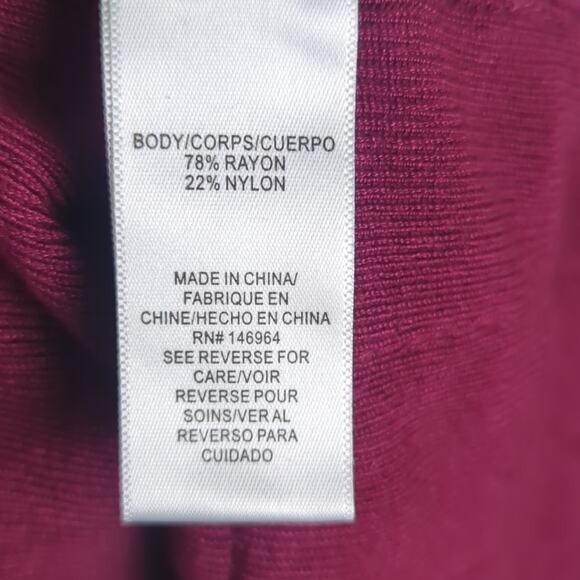 Maroon Tight Knit Bodycon Sweater Dress Holiday Ruffled Hem Women's Large - Picture 6 of 9